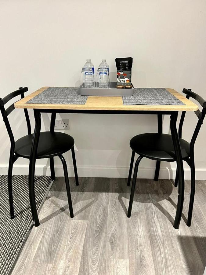 מלון מורקמבי Basement Studio By The Bay מראה חיצוני תמונה